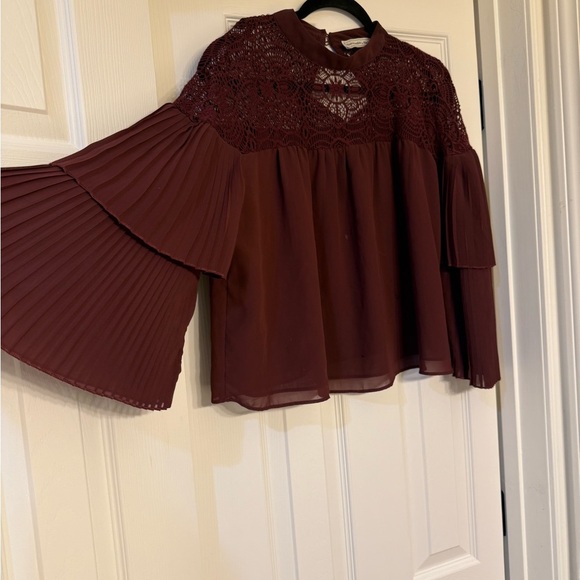 Abercrombie And Fitch Burgundy Blouse Size M - Picture 2 of 8